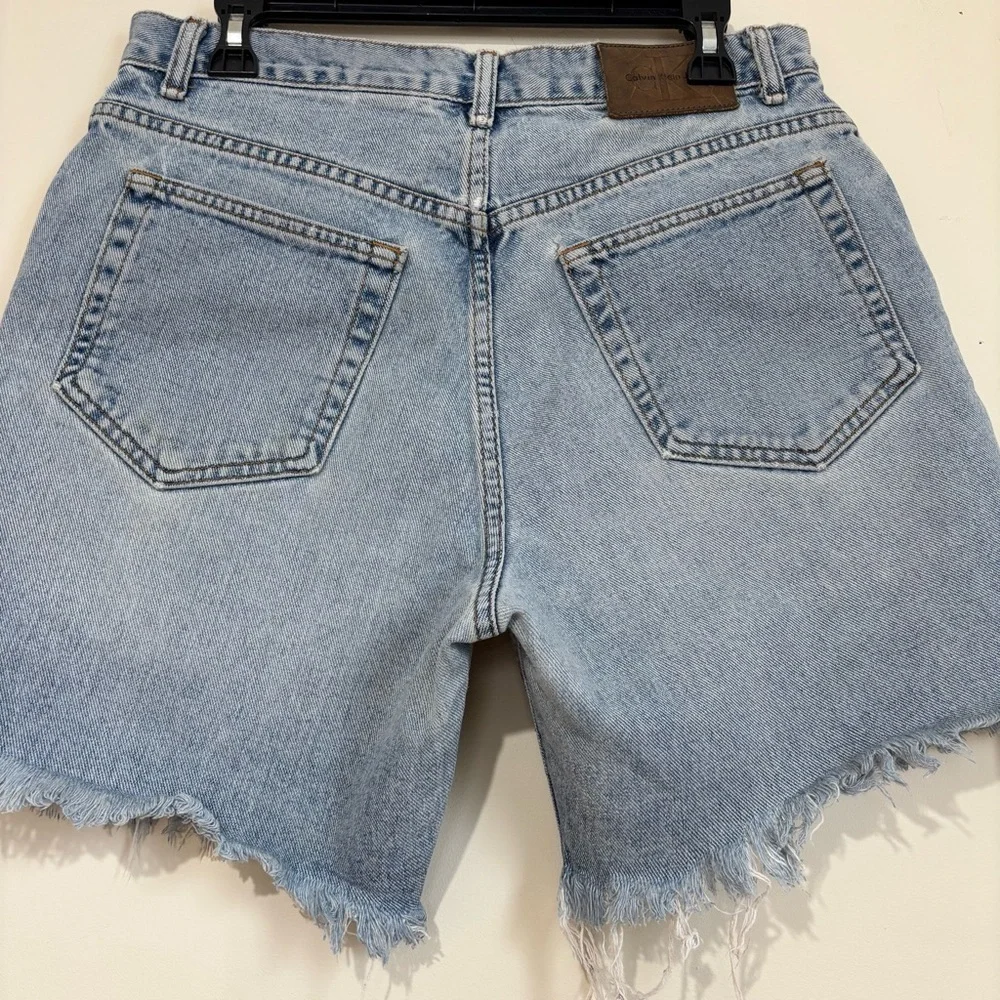 CALVIN KLEIN Vintage USA Western Men's 33 Cut-Off Light Blue Denim Jean Shorts
